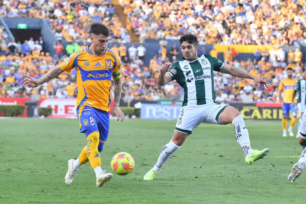 Santos Laguna no pudo evitar la derrota ante Tigres (Getty Images)