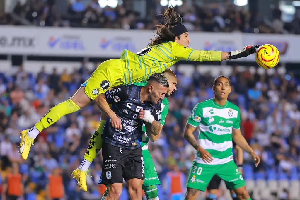 Santos Laguna no gana como visitante desde el 1° de marzo de 2024, cuando derrotó a Querétaro por 1-0 en La Corregidora. (Getty Images)