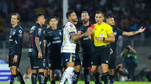 Primera expulsión para Sergio Ramos en México