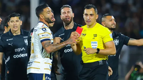 Sergio Ramos fue expulsado por el juez ante Pumas.