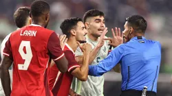 México y Canadá, un cruce áspero de selecciones.