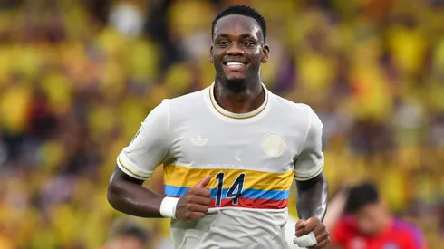 Jhon Durán no jugará ante Brasil esta noche.