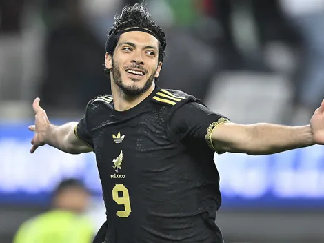 La reacción de Fulham al golazo de Raúl Jiménez ante Canadá