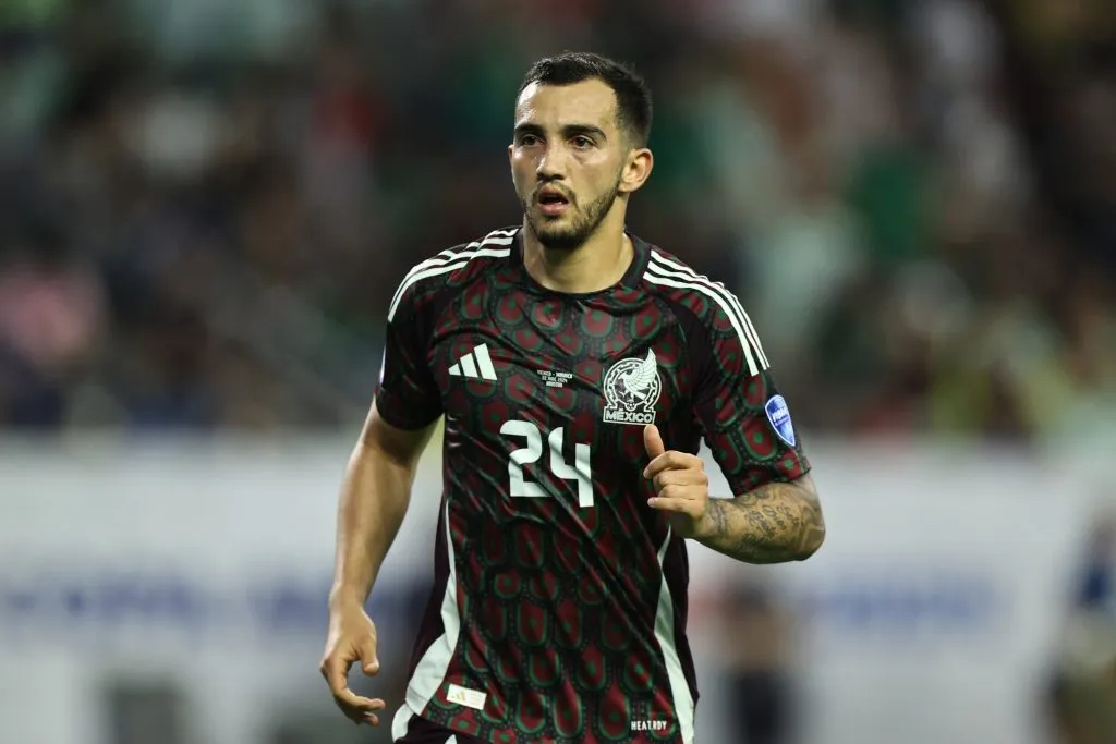 Luis Chávez se puso del lado de León en la combativa [Foto: Getty Images]