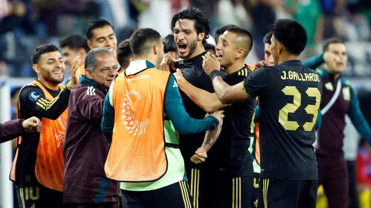Los jugadores de México, a puro festejo.