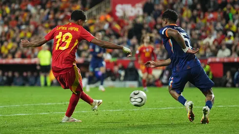 Lamine Yamal le marcó un golazo a Países Bajos en tiempo extra