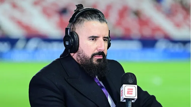 Álvaro Morales se expresó sobre la pelea de Canelo Álvarez y Terence Crawford.
