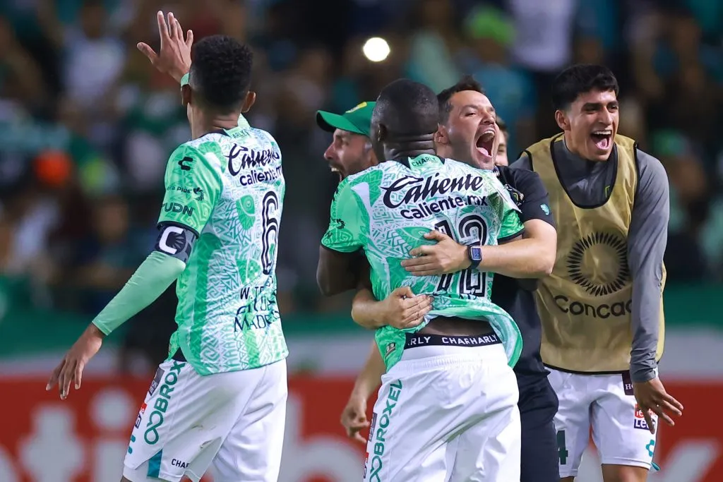 Larcamón, campeón con León y clave para el pasaje al MDC ’25 [Foto: Getty]
