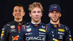 Alex Albon, Liam Lawson y Pierre Gasly con el uniforme de Red Bull Racing