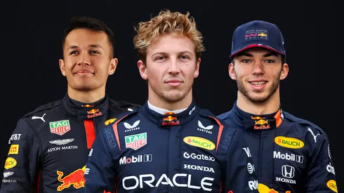 Alex Albon, Liam Lawson y Pierre Gasly con el uniforme de Red Bull Racing