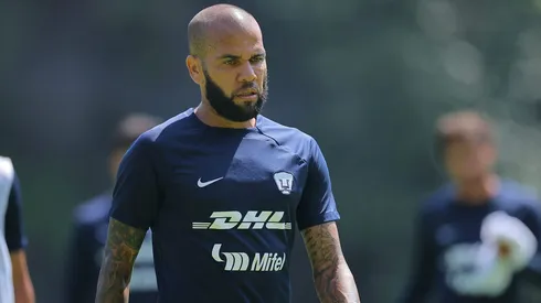 Dani Alves militó en Pumas entre junio del 2022 y enero del 2023.