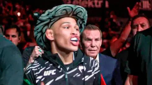 Lazy Boy junto a Julio César Chávez