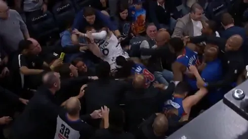 Jugadores de la NBA se trenzaron en pleno partido en una batalla campal