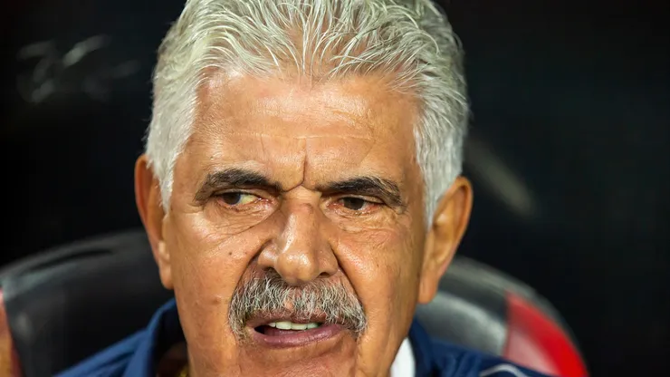 Ricardo Ferreti contra América