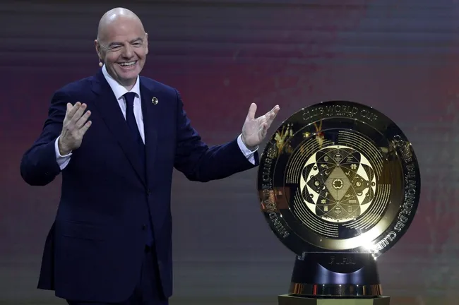Gianni Infantino en el sorteo del Mundial de Clubes 2025 (Getty Images)