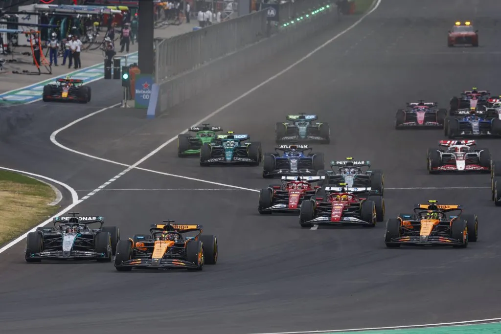 Grand Prix autos en carrera