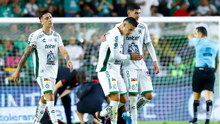 James Rodríguez vuelve a ser titular en León.