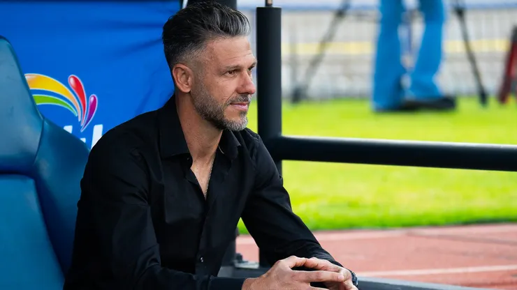 El DT ha quedado bajo la lupa tras discusión protagonizada con Sergio Canales en un entrenamiento.