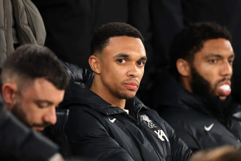 En plenas negociaciones con Real Madrid, Trent no juega para Liverpool [Foto: Getty]