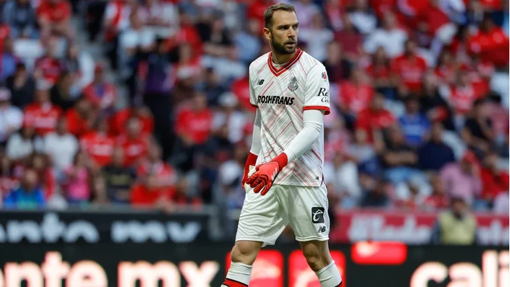 El español disputó ocho partidos con 11 goles recibidos y tres vallas invictas hasta el momento.