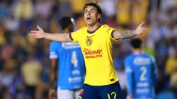 América enfrenta a Cruz Azul en un duelo clave.