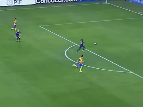 El osotote en defensa de Tigres para el descuento de LA Galaxy