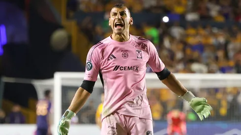 El histórico guardameta de Tigres fue uno de los protagonistas de la victoria de su equipo.
