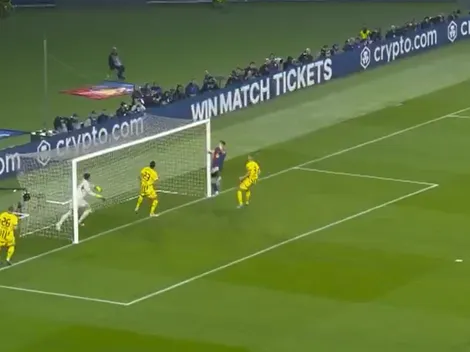 Robert Lewandowski marcó el 2-0 ante Borussia Dortmund por la UEFA Champions League 2024-25