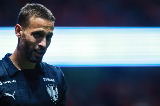 Sergio Canales se pierde el Clásico Regio de sábado [Foto: Getty Images]