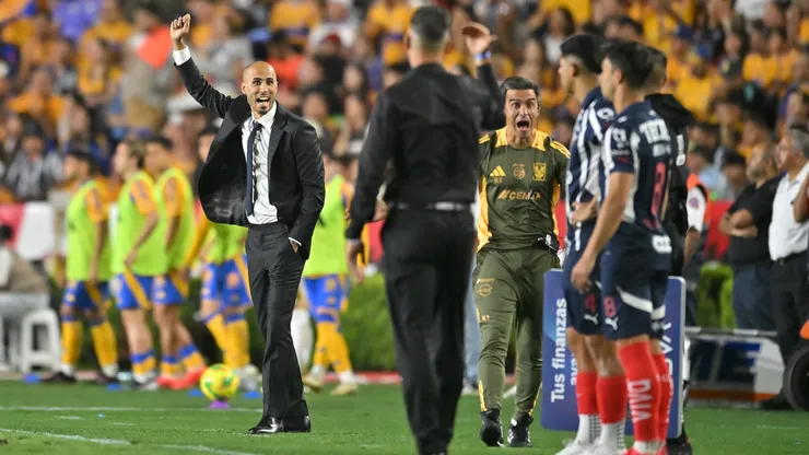 Rayados tomó una decisión con Pizarro