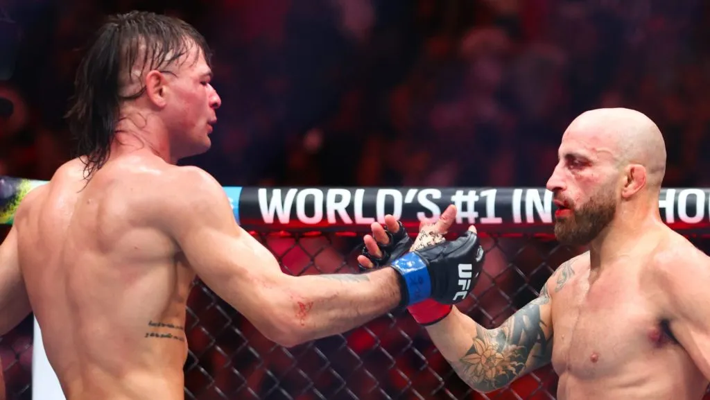 Alexander Volkanovski y Diego Lopes dieron un verdadero espectáculo en UFC 314. (GETTY IMAGES)