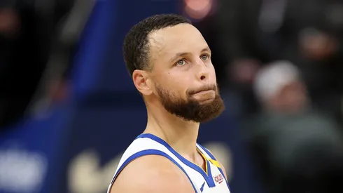 Stephen Curry, base de Golden State Warriors.