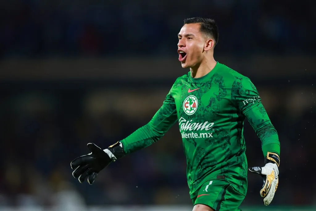 Si Luis Ángel Malagón juega el Mundial de Clubes 2025 con América, Guillermo Ochoa tendría una oportunidad. [Foto: Getty Images]