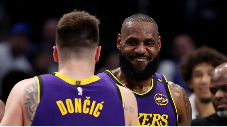 Luka Doncic y LeBron James.