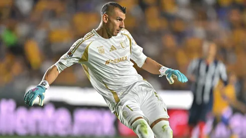 Guzmán es dueño de un particular estilo que ha sacado a relucir en varios partidos de su carrera en Tigres.