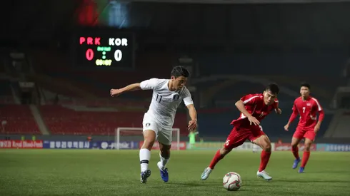 Corea del Sur y Corea del Norte tienen un histórico conflicto político que los aleja dentro del campo de juego.