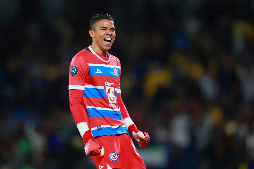 Kevin Mier se quedó afuera del Cruz Azul – León [Foto: Getty]
