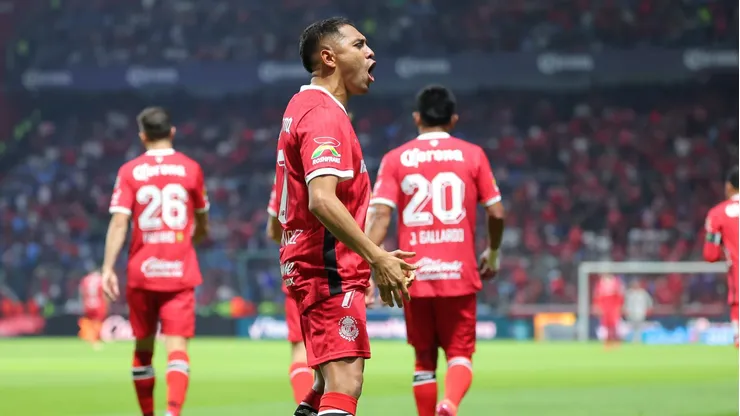 Golazo de Juan Pablo Domínguez para el empate de Toluca ante Cruz Azul