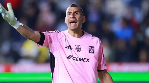 Nahuel Guzmán fue sometido a un cuestionario y nombró al portero de Cruz Azul