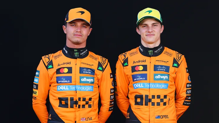 Lando Norris y Oscar Piastri, pilotos de McLaren