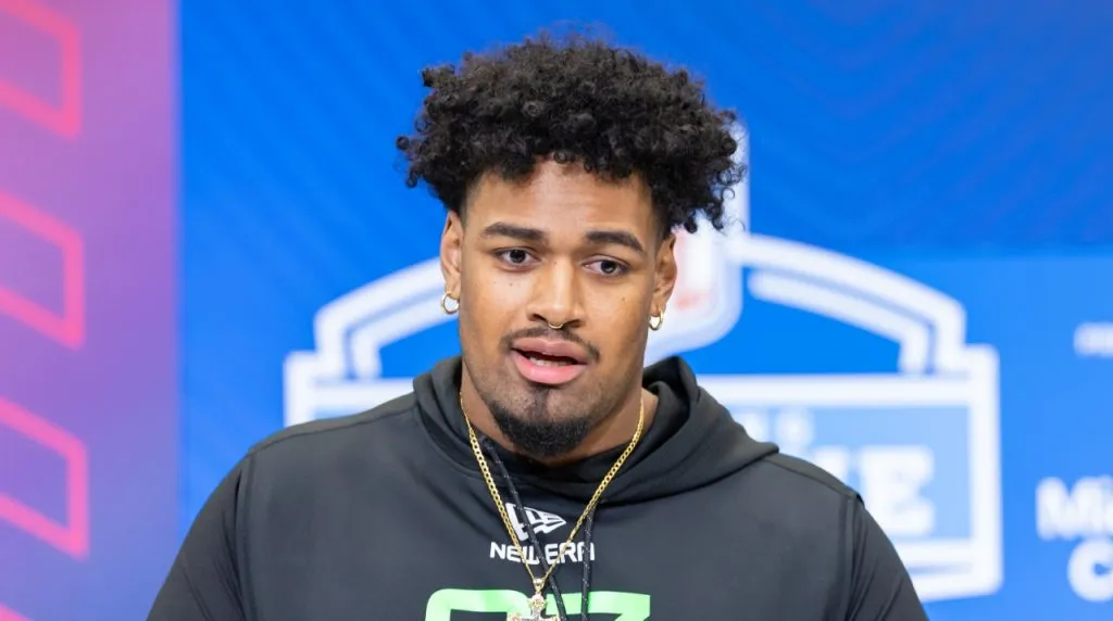 Josh Simmons en el Combine de la NFL. (Foto: Getty Images)