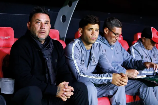 Antonio Mohamed y su CT van a por todo [Foto: Getty]