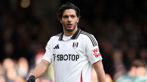 Se disiparon las dudas y Raúl Jiménez definió dónde jugará la próxima temporada