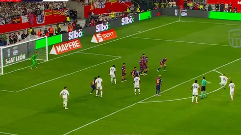 En un par de minutos, Real Madrid le dio vuelta el partido a Barcelona en la Final de la Copa del Rey 2024-25