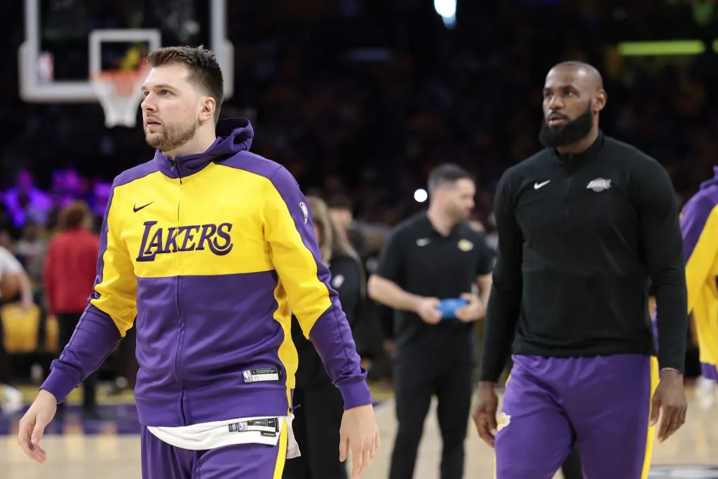 Luka Doncic y LeBron James jugarán desde la partida en Lakers vs. Timberwolves (GETTY IMAGES)