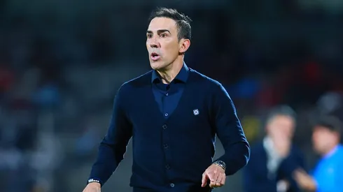Cruz Azul tiene en la mira un entrenador argentino por si no continúa su actual director técnico