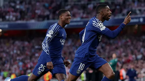 Dembélé festeja el único gol del encuentro en la capital inglesa.