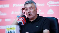 Domènec Torrent no continúa como DT de San Luis.