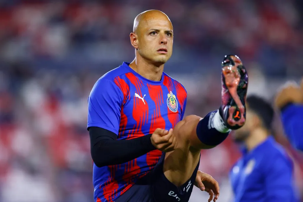 Javier Hernández está en el debe desde que llegó a Chivas. [Foto: Getty Images]