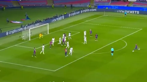 Denzel Dumfries y Raphinha marcaron los goles para que Barcelona e Inter empaten 3-3